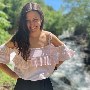 Meet your Posher, Olivia